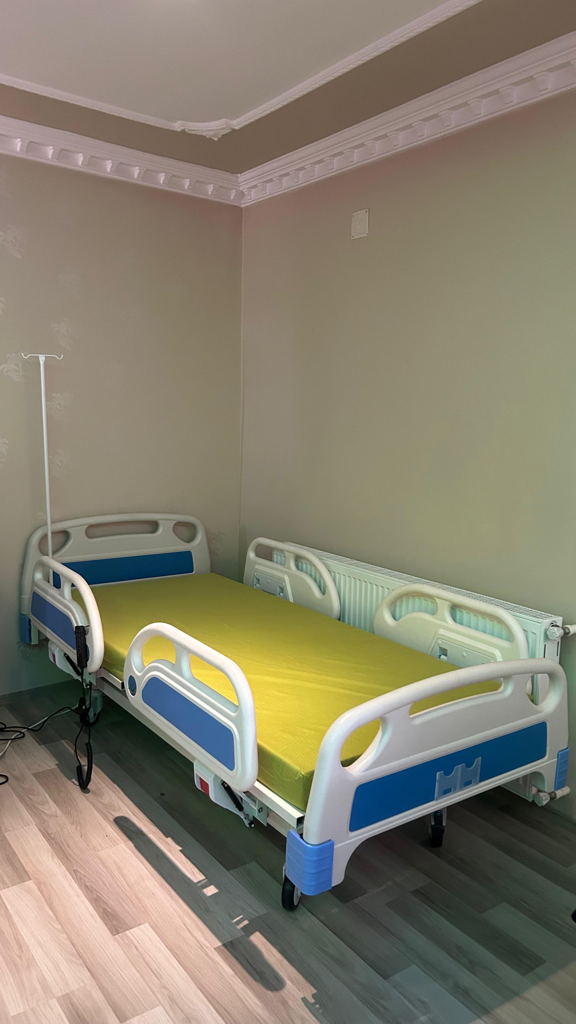 Full Abs Hasta Karyolası